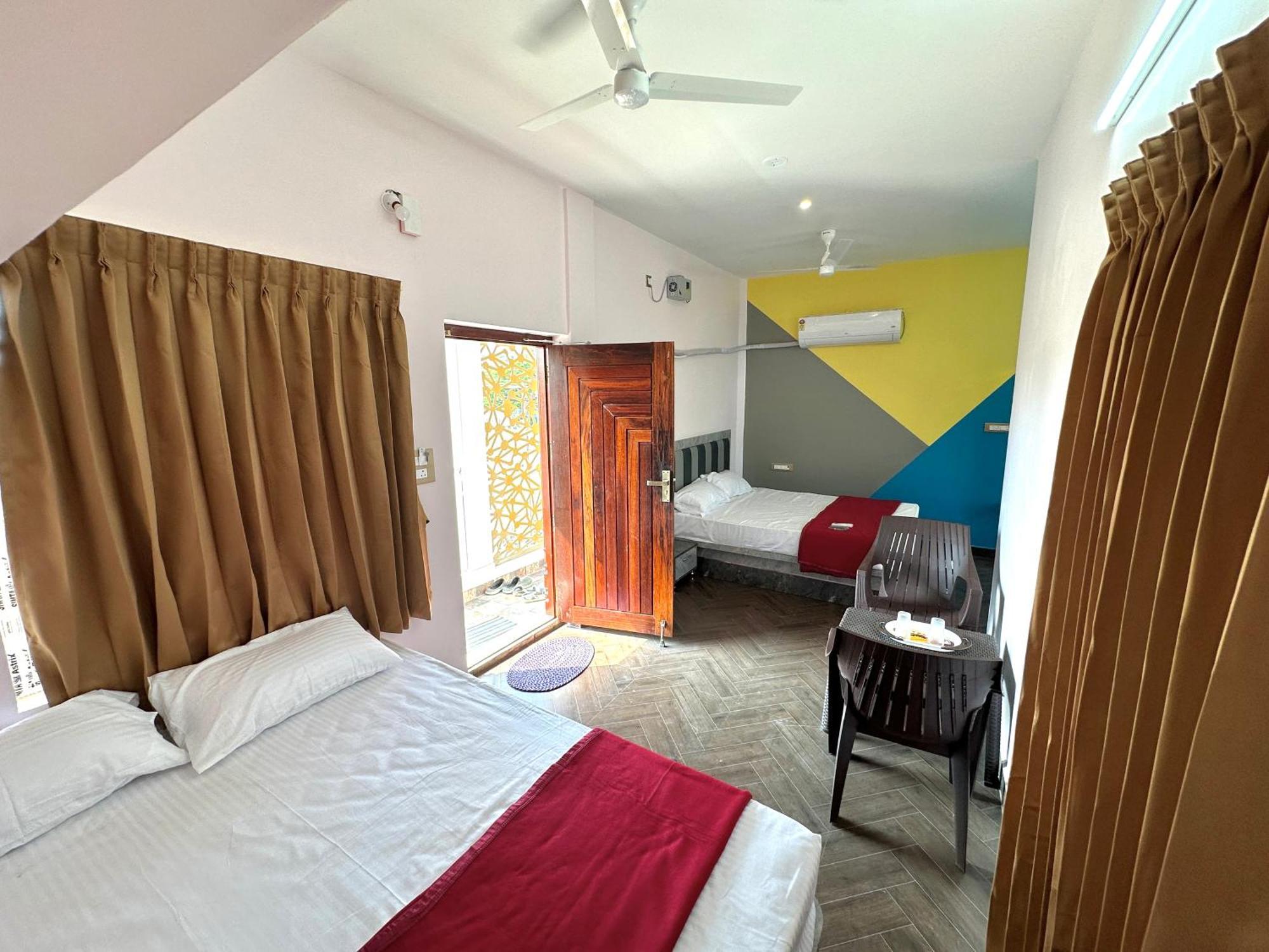 Om Lingeswaran Home Stay Тіруваннамалай Екстер'єр фото