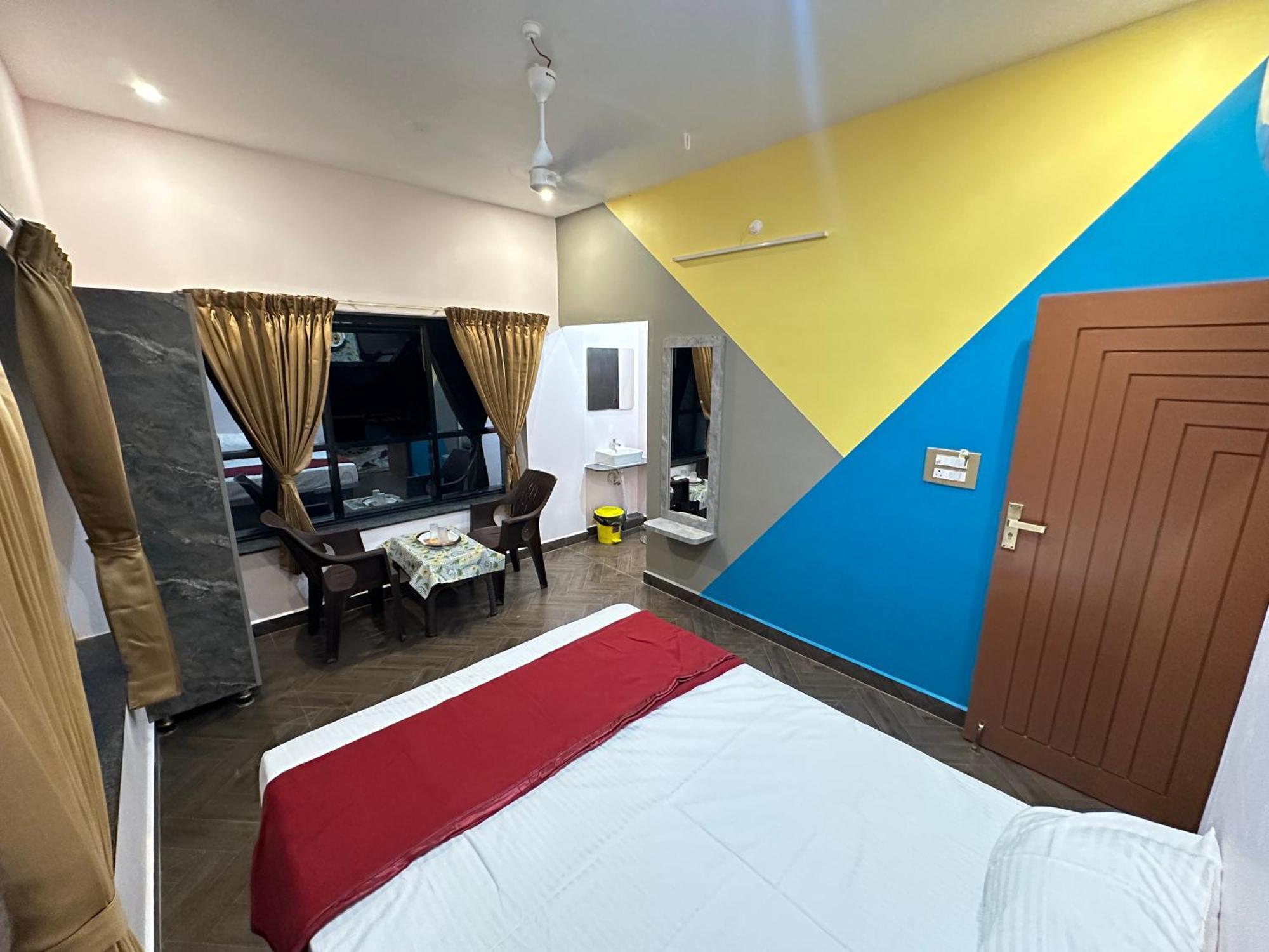 Om Lingeswaran Home Stay Тіруваннамалай Екстер'єр фото